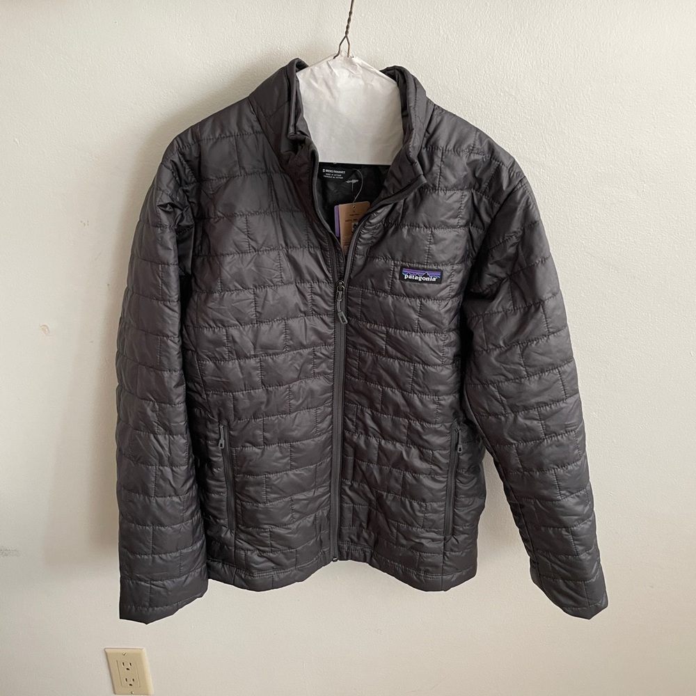 NWT Patagonia Men's Charcoal Puffer Jacket